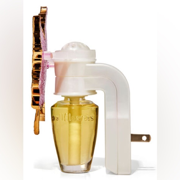 Etched Leaf Wallflowers Scent Control Nightlight Wallflowers Fragrance P… - Picture 7 of 7